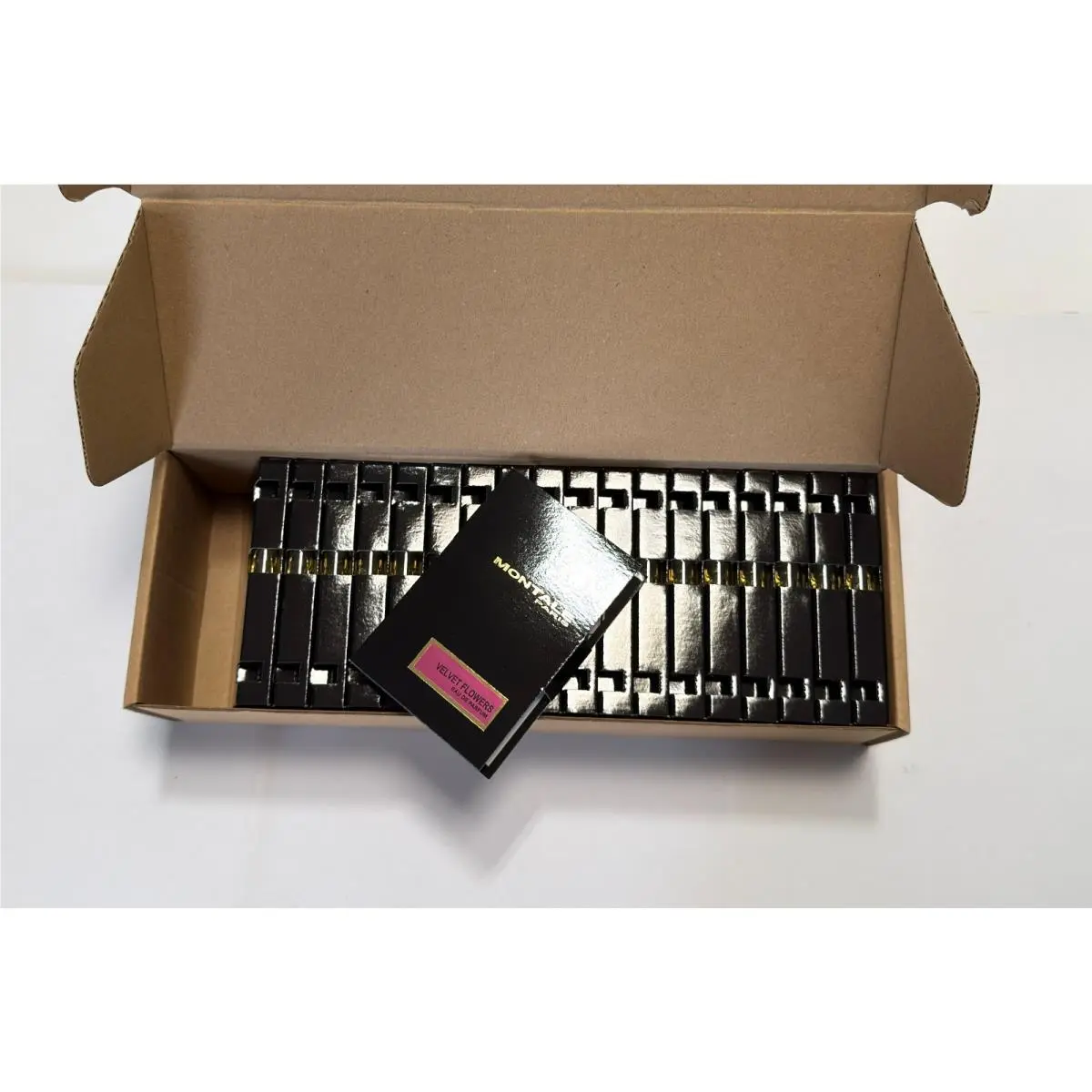 Sample Vials Box Of 20 x 2ml Choose Your Scents VELVET FLOWERS EDP by Montale