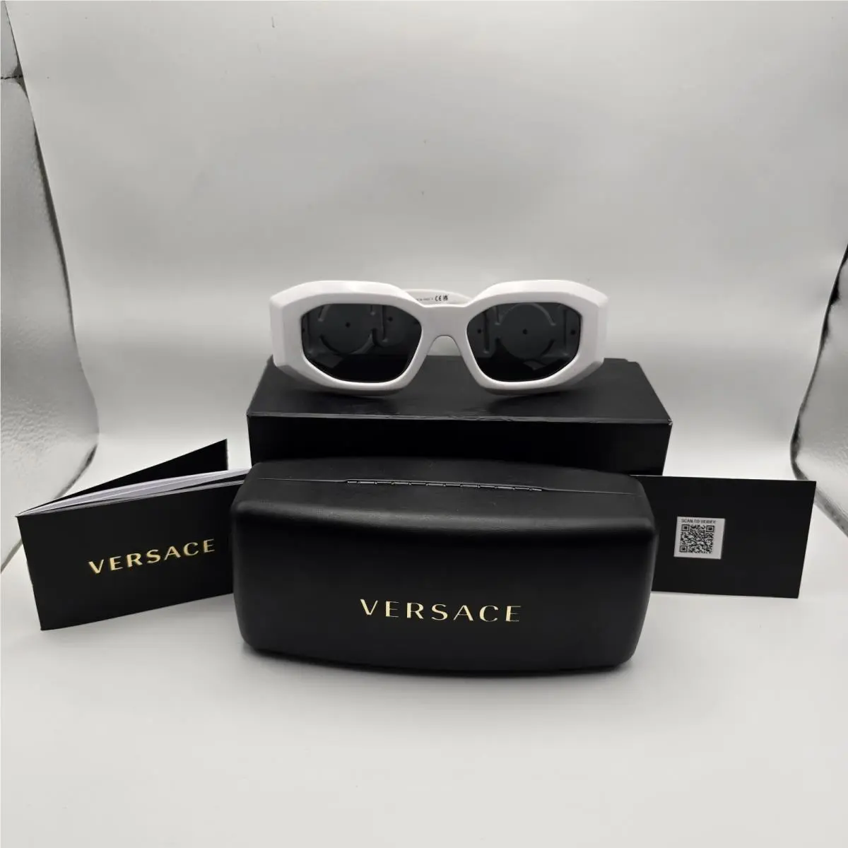 VE4425U 314/87 White Gold Medusa Shield Sunglasses 53mm Italy Nwot by Versace