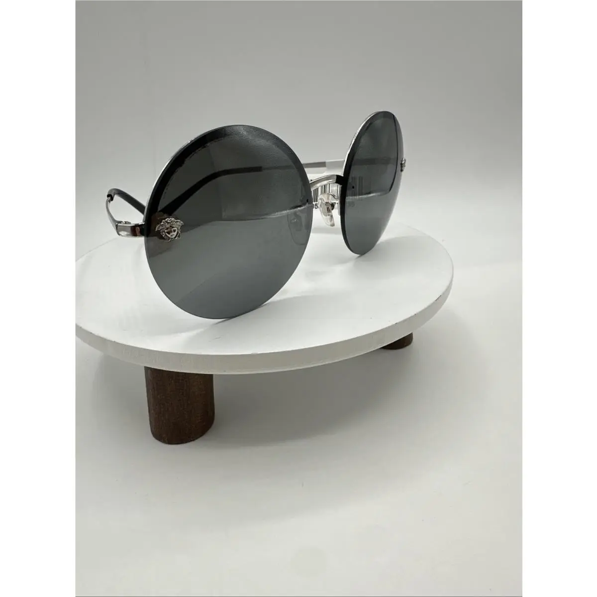 Versace Round Mirrored Lenses Sunglasses. Medusa. Price Tag. NO Case