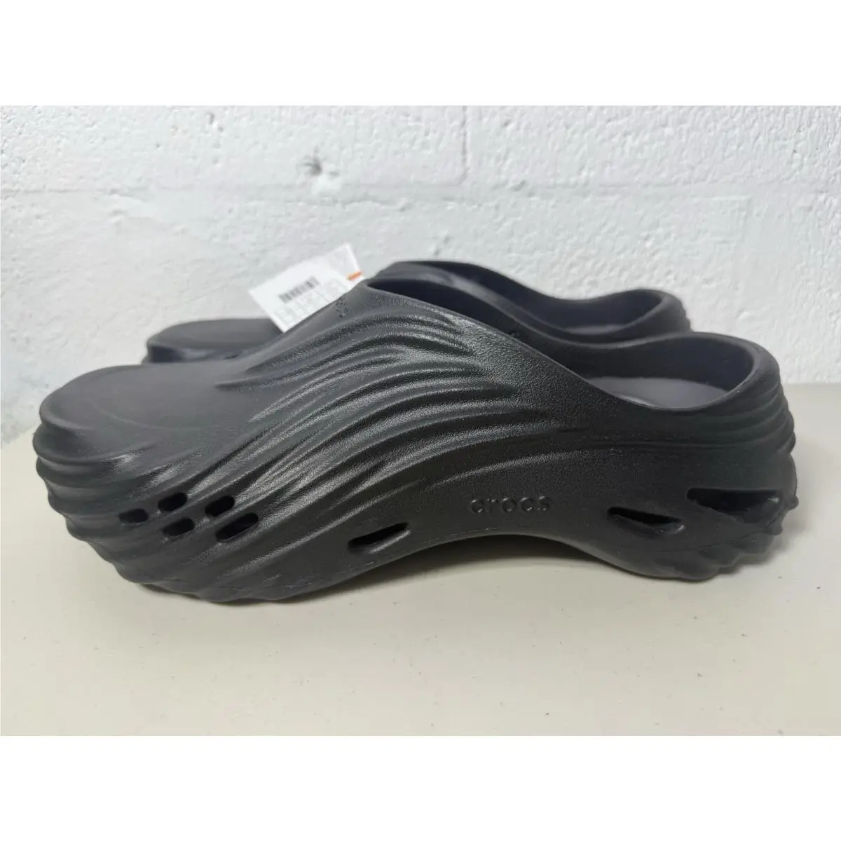 Crocs Echo Wave Black 210521-060 Comfort Slides Sandals Men`s Sizes