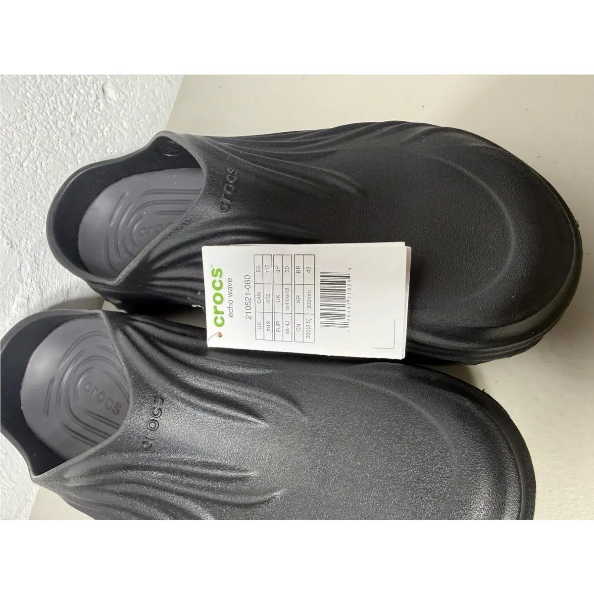 Crocs shoes - crocs echo wave - echo wave - 210521-060 - Black 1