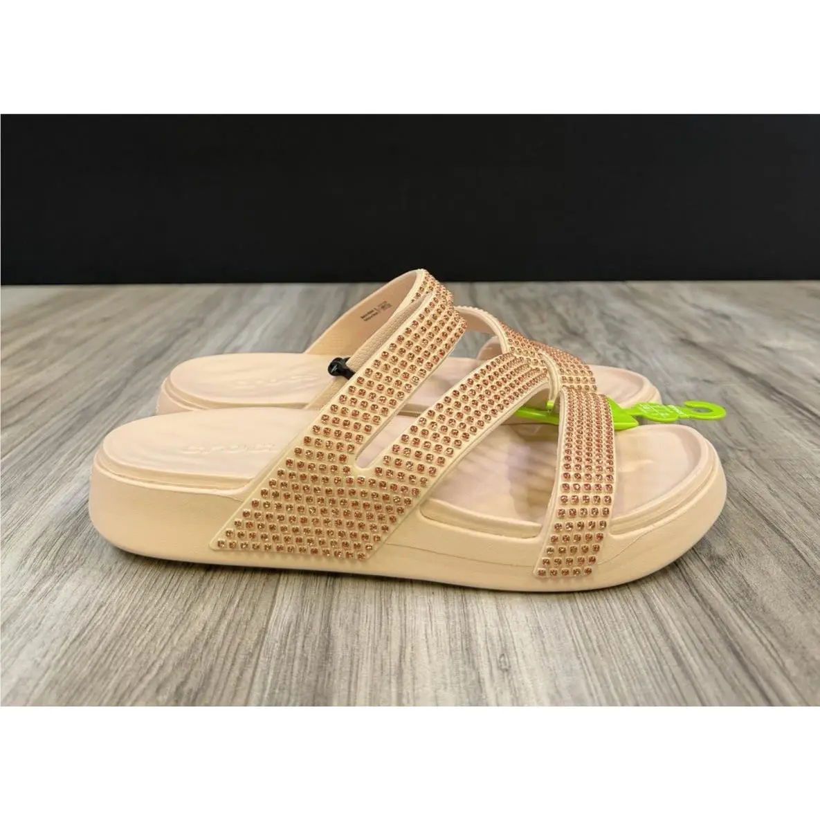 Crocs shoes - Crocs CLassic Flip Sandal - CLassic Flip Sandal - 210446 - Pink 0