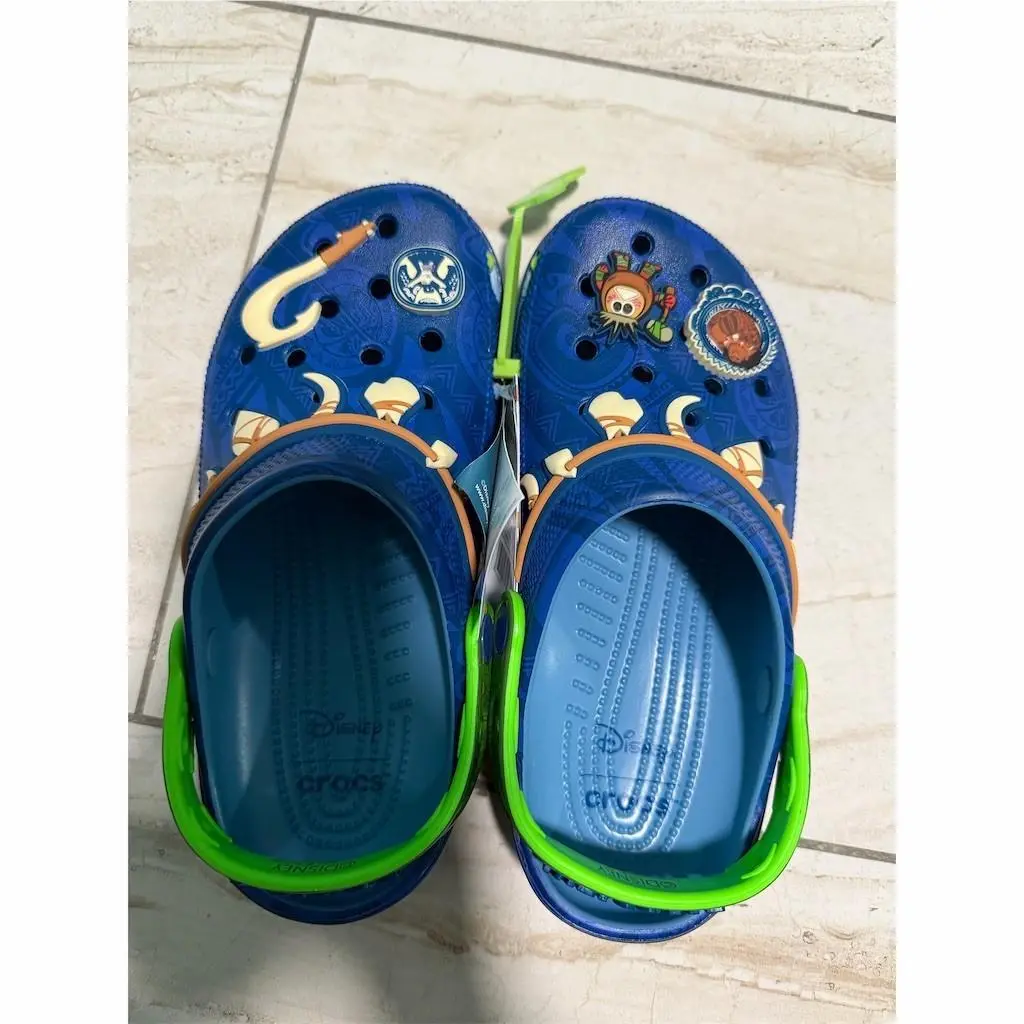 Crocs shoes - Classic Clog (Disney Moana – Maui) - Multicolor 0