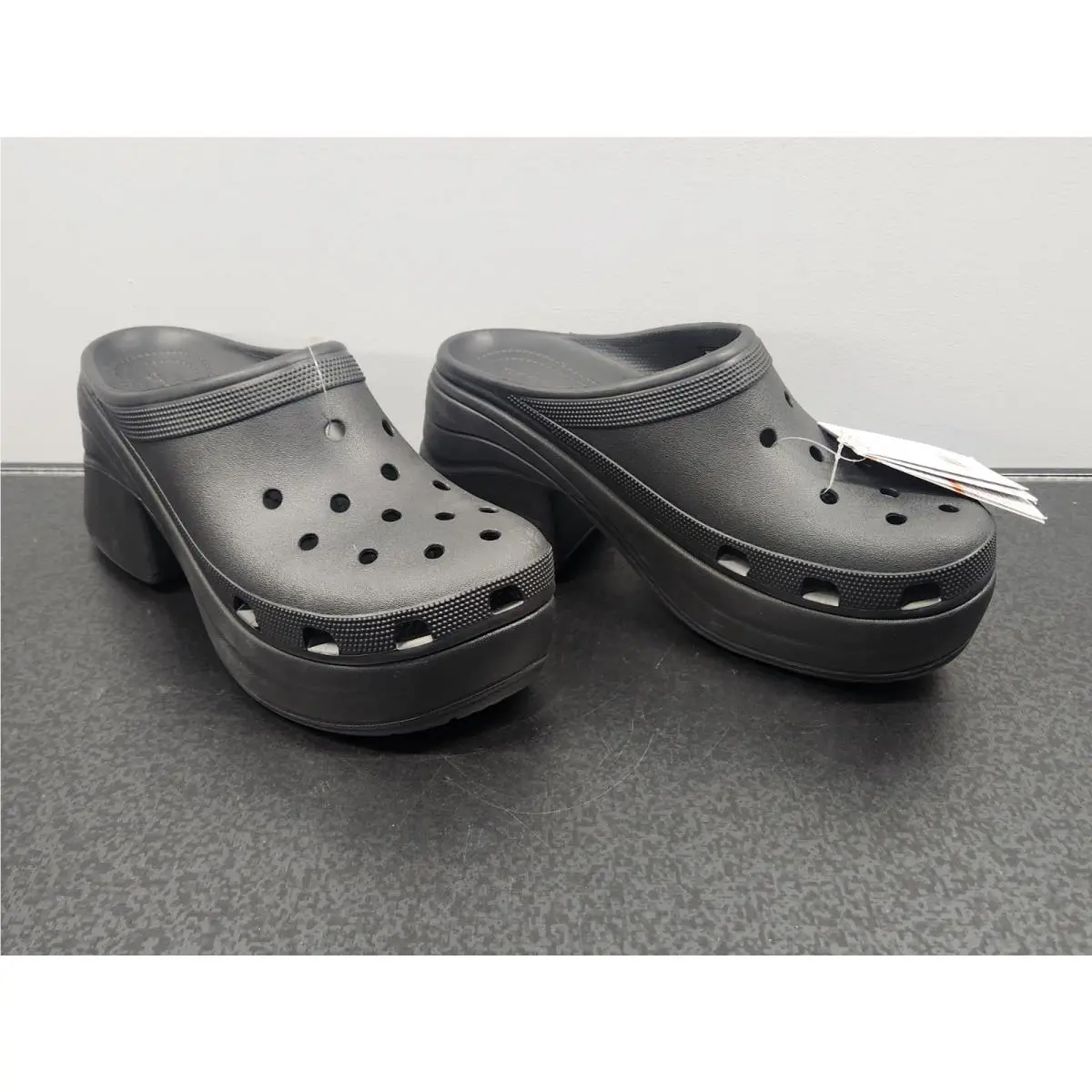 Crocs Siren Clogs Black Block Heel Platform Men`s 12 Women`s 14 Shoes