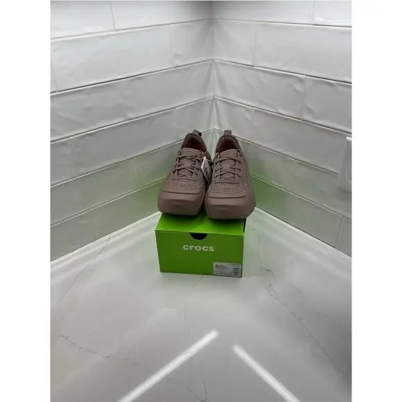 Crocs Echo Surge Men`s Size 9 Women`s 11