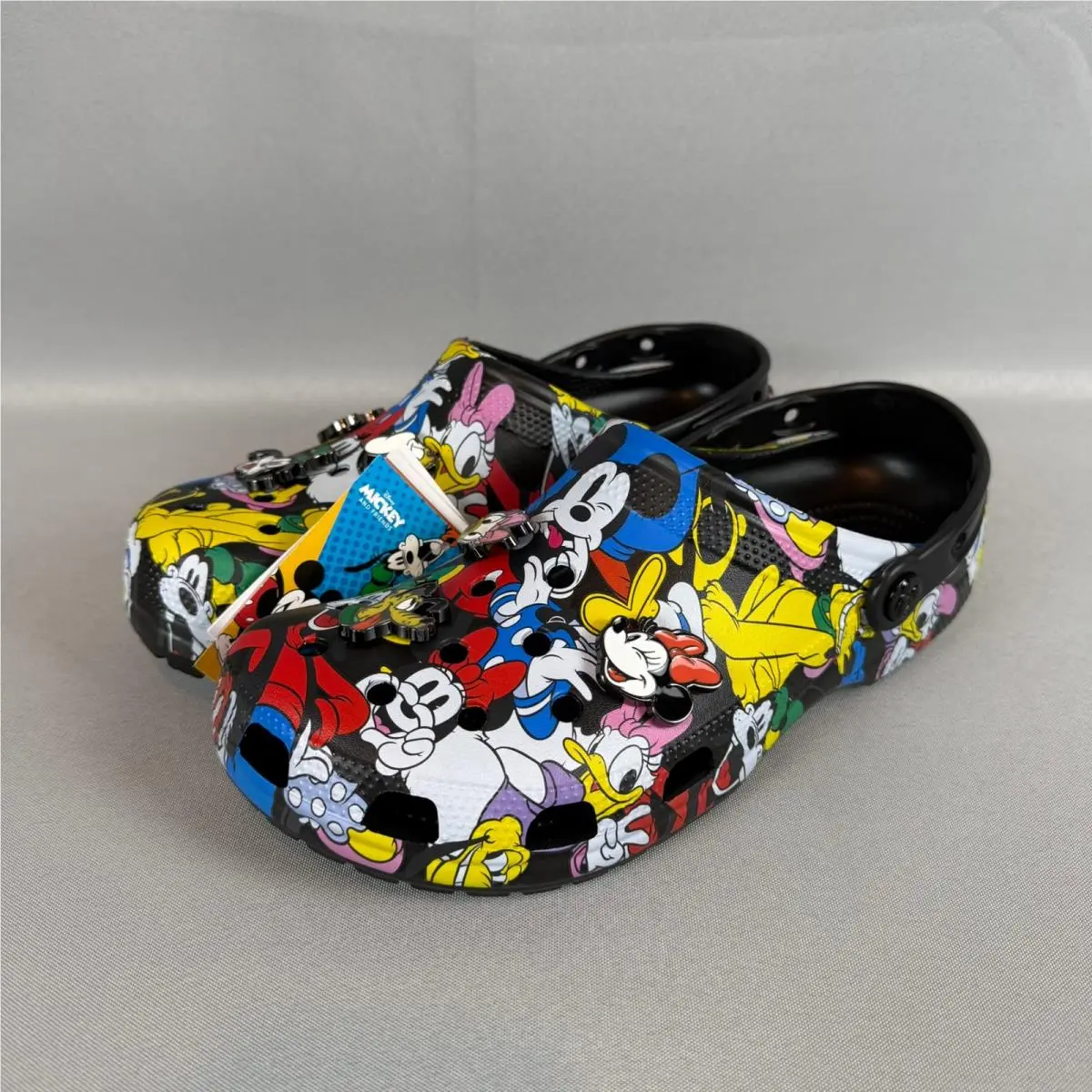 Crocs Mickey Friends Classic Clogs Mens 9 Black W11 Disney 211482-90H
