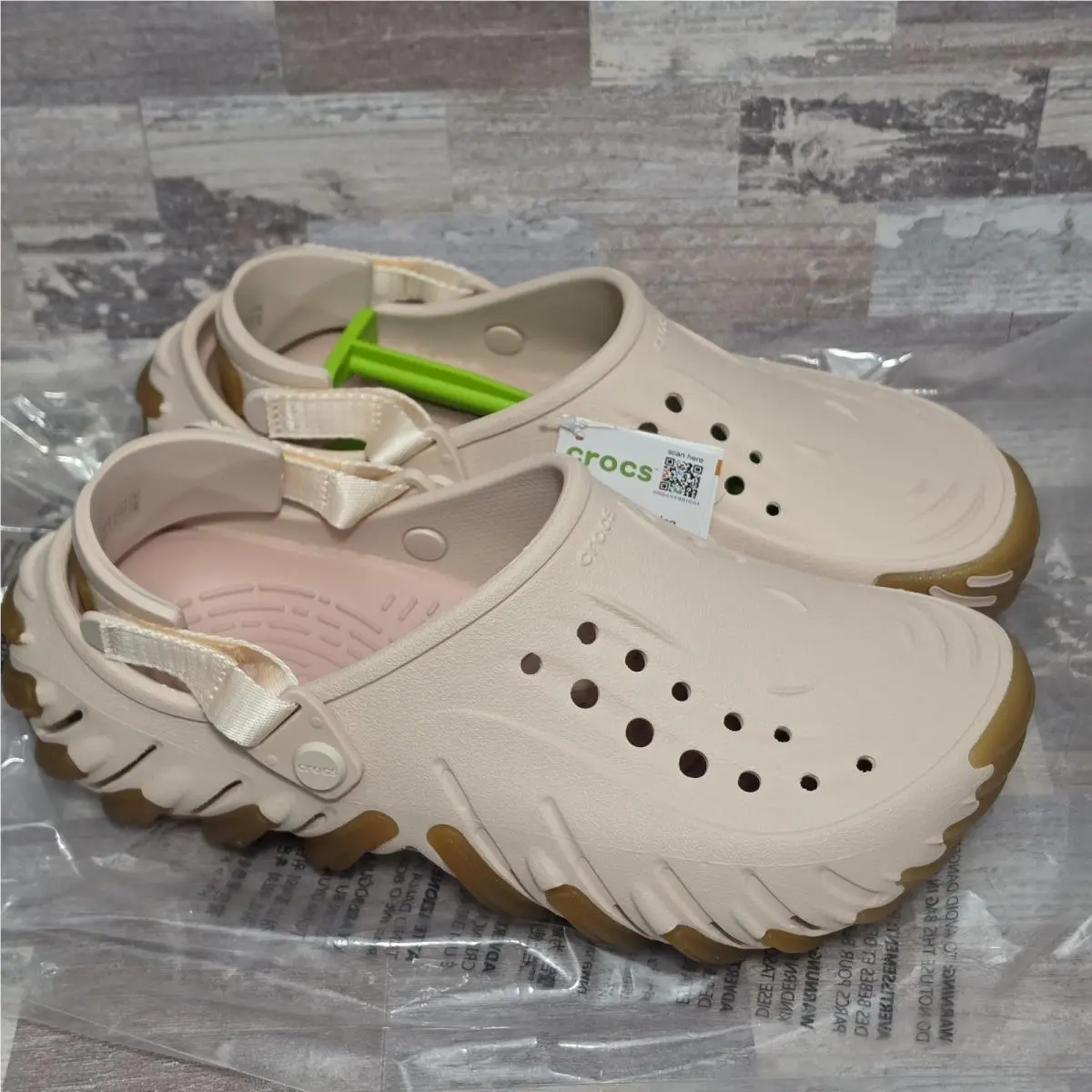 Crocs Echo Gum RO Clog Men`s 9 Women`s 11 Pink Caramel
