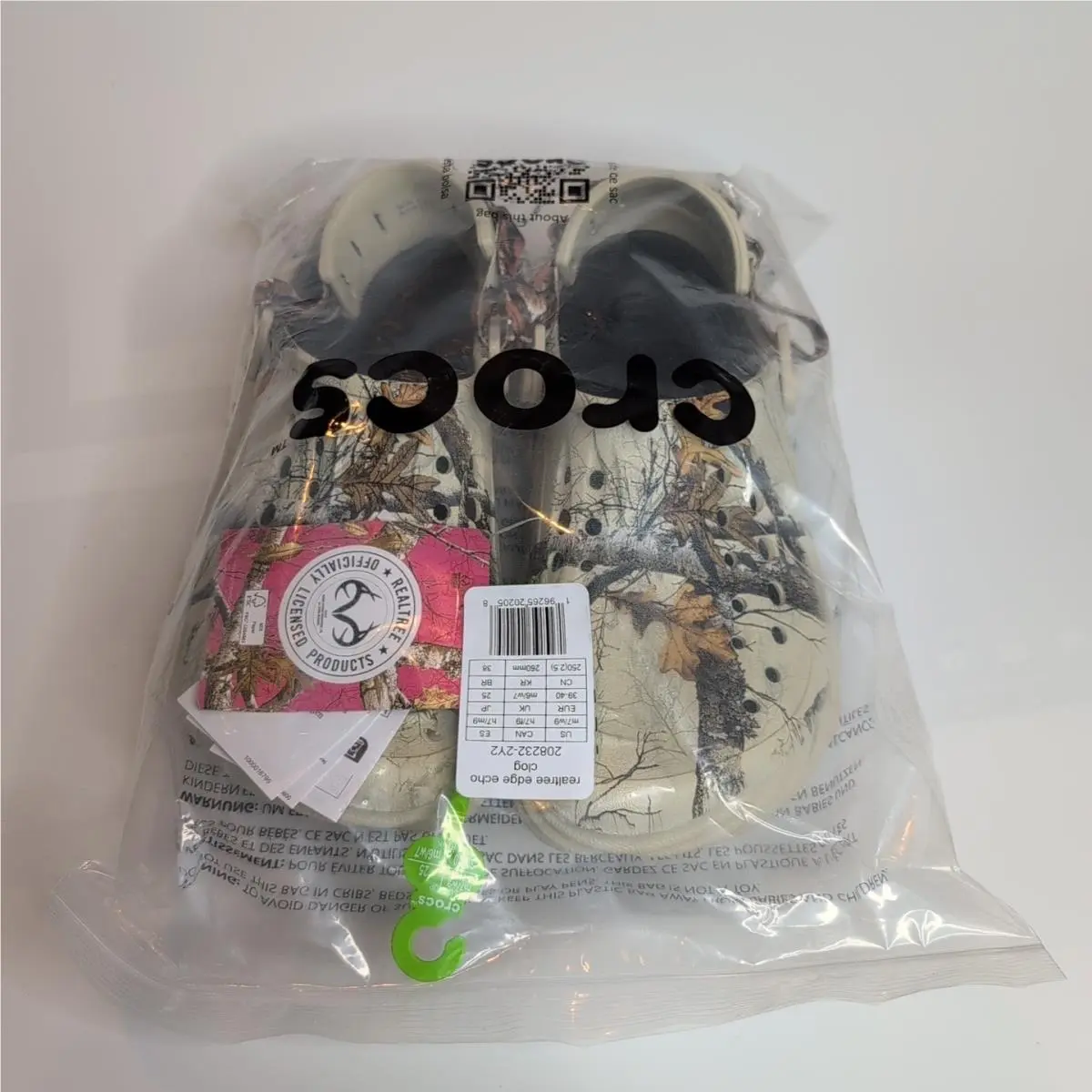 Crocs shoes - Realtree Edge Echo Clog - Realtree Edge Echo Clog - 208232-2Y2 - Multicolor (UPC: 196265202058) 0