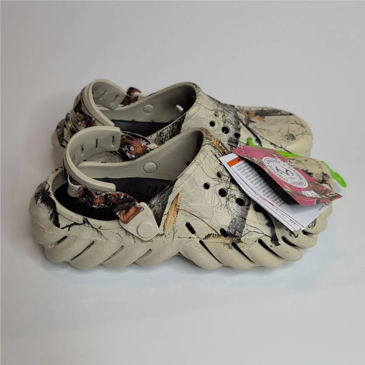 Crocs shoes - Realtree Edge Echo Clog - Realtree Edge Echo Clog - 208232-2Y2 - Multicolor (UPC: 196265202058) 1