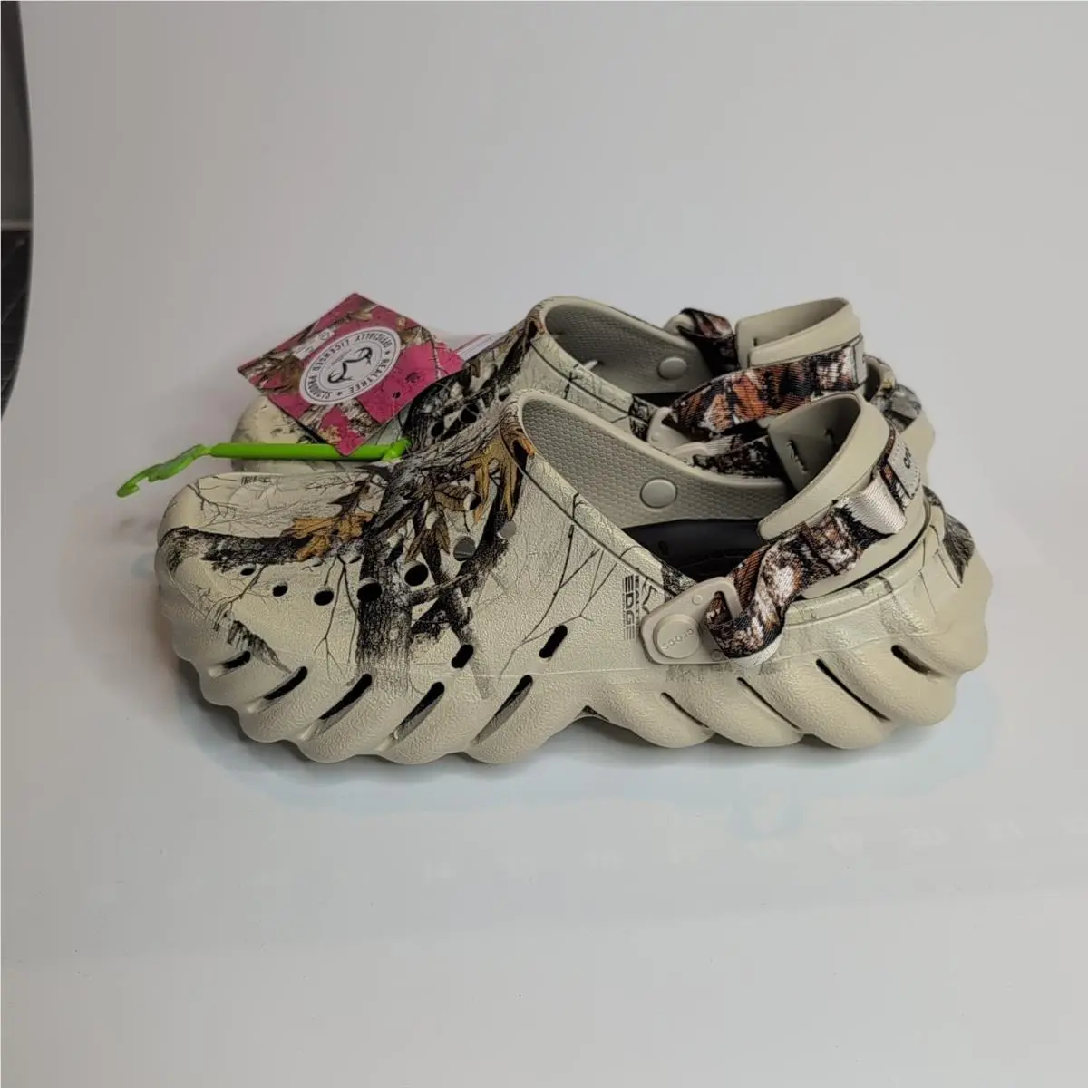 Crocs shoes - Realtree Edge Echo Clog - Realtree Edge Echo Clog - 208232-2Y2 - Multicolor (UPC: 196265202058) 3