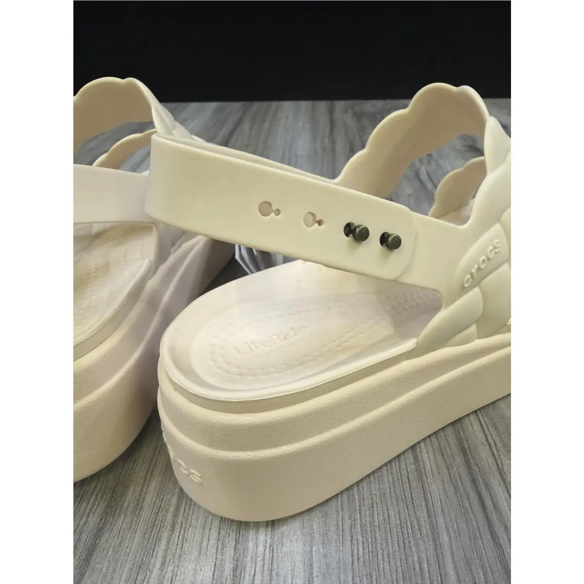 Crocs shoes - Brooklyn - Brooklyn - 40284-77143-06 - Bone 3