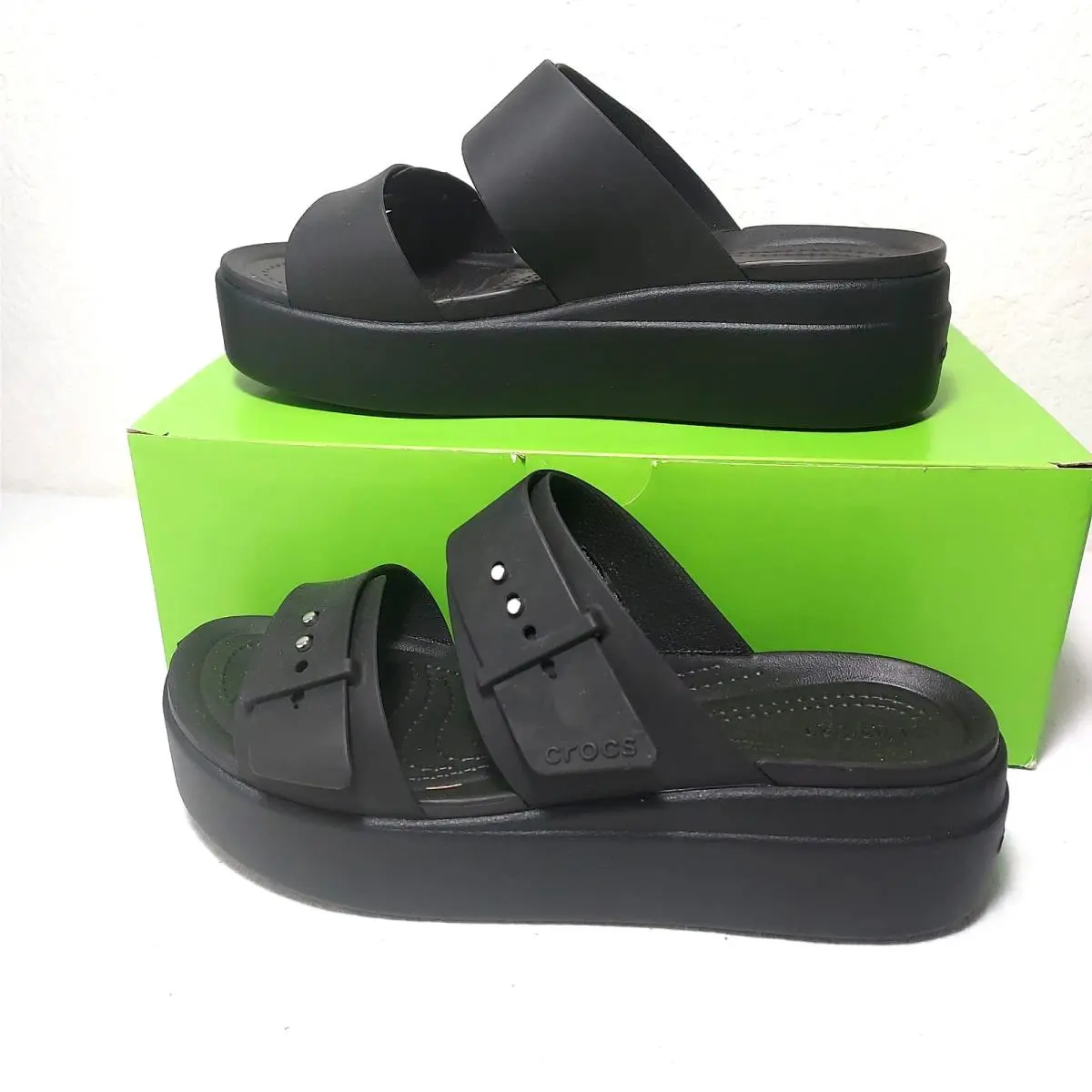 Crocs Women 8 Black Brooklyn Buckle Low Wedge Sandals 207431 Platform Adjustable