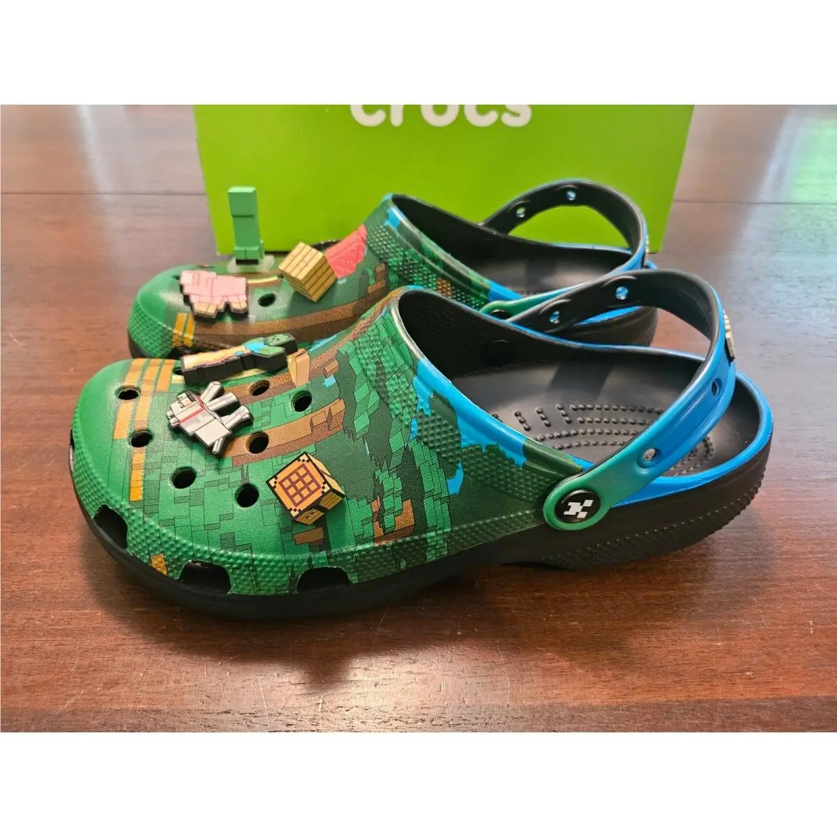 Crocs shoes - Minecraft Elevated Clog - Minecraft Elevated Clog - Multicolor 4