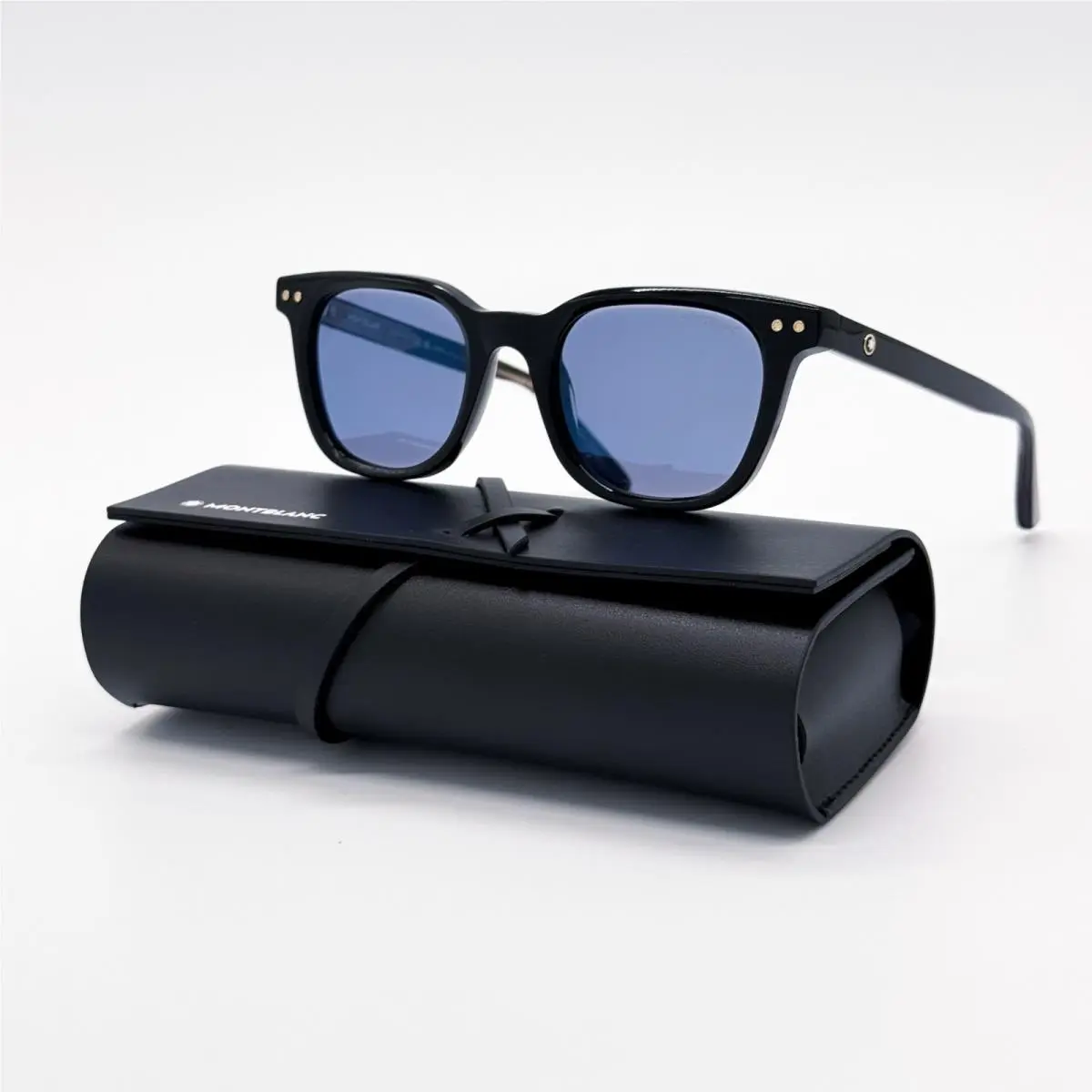 MB0320S 005 Blue Transition Lenses Sunglasses by Montblanc