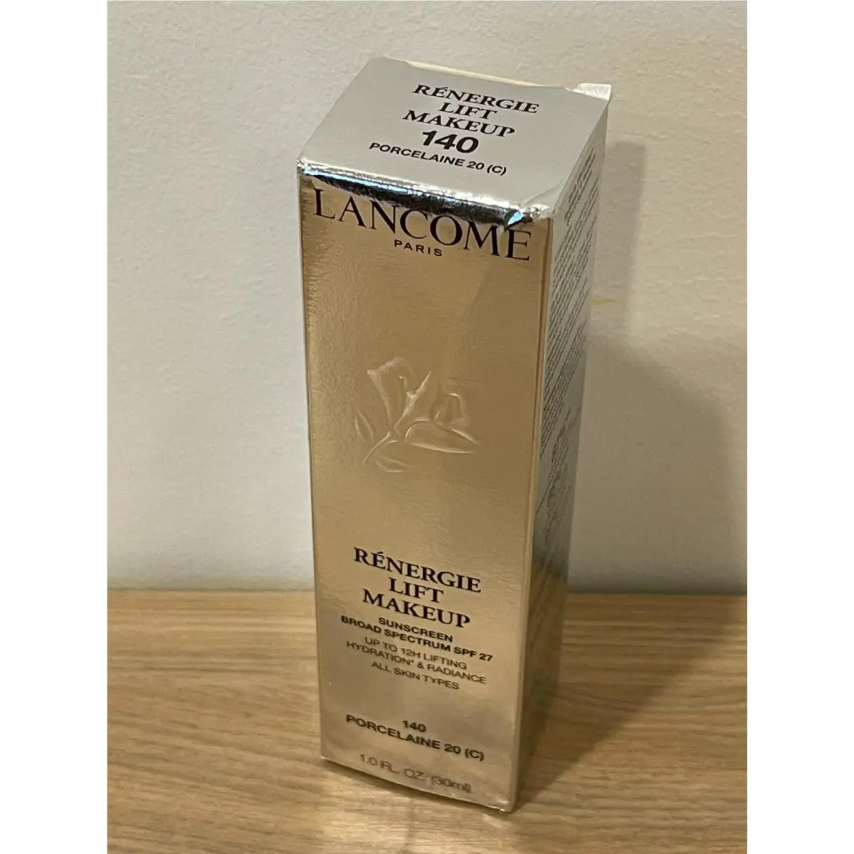 Lancome Renergie Lift Makeup 140 Porcelaine 20 C - 1 fl Oz. Bin Exp 01/25 by Lancôme