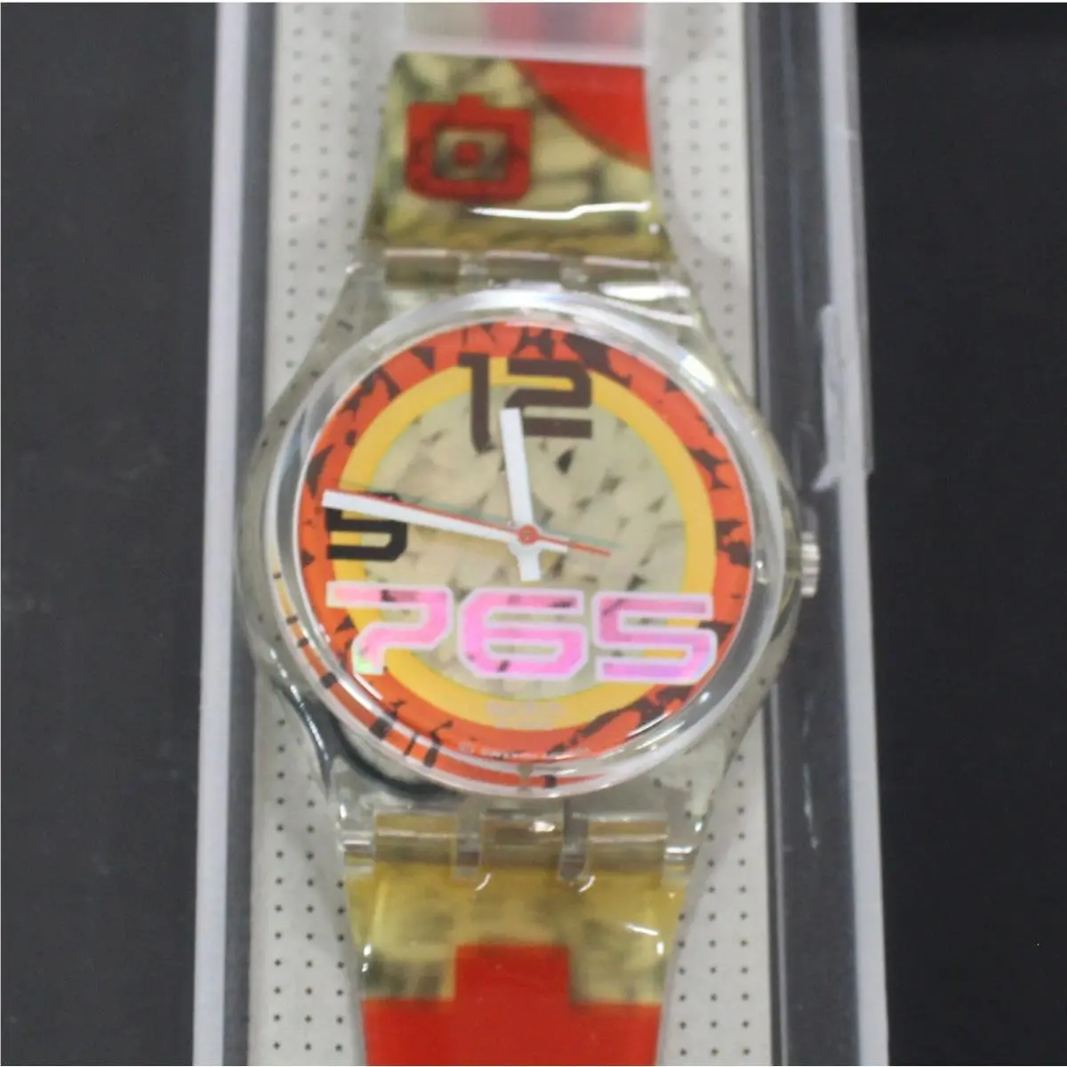 1995 Ricecake GK217 Old Stock Nos Watch/case/papers by Swatch