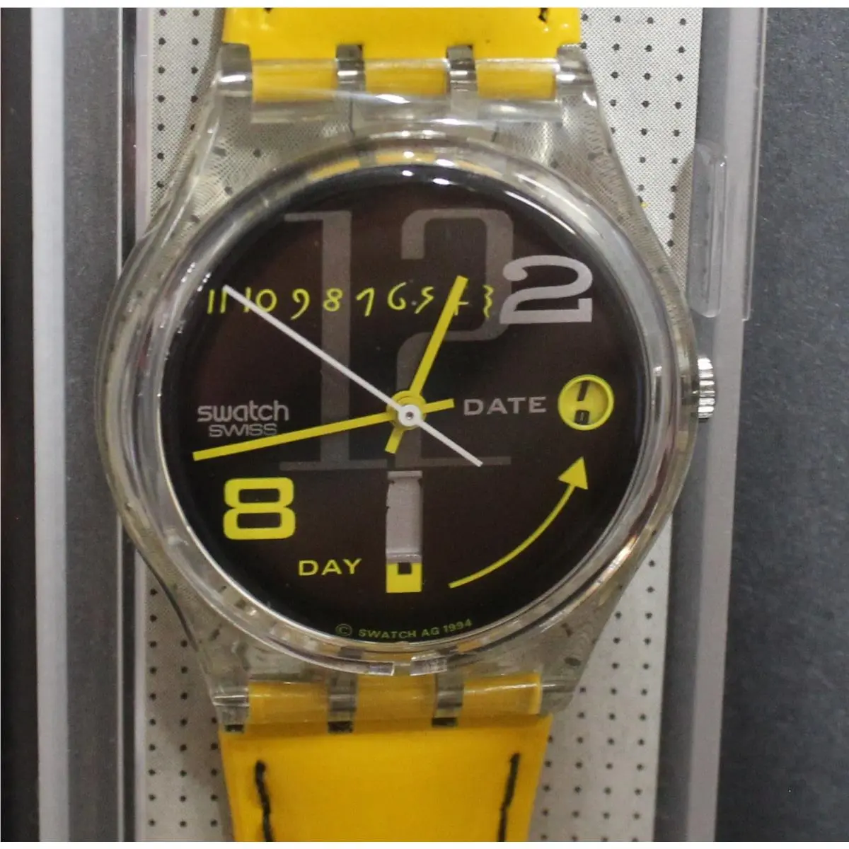 1994 Canard Laque GK714 Old Stock Nos Watch/case/papers by Swatch