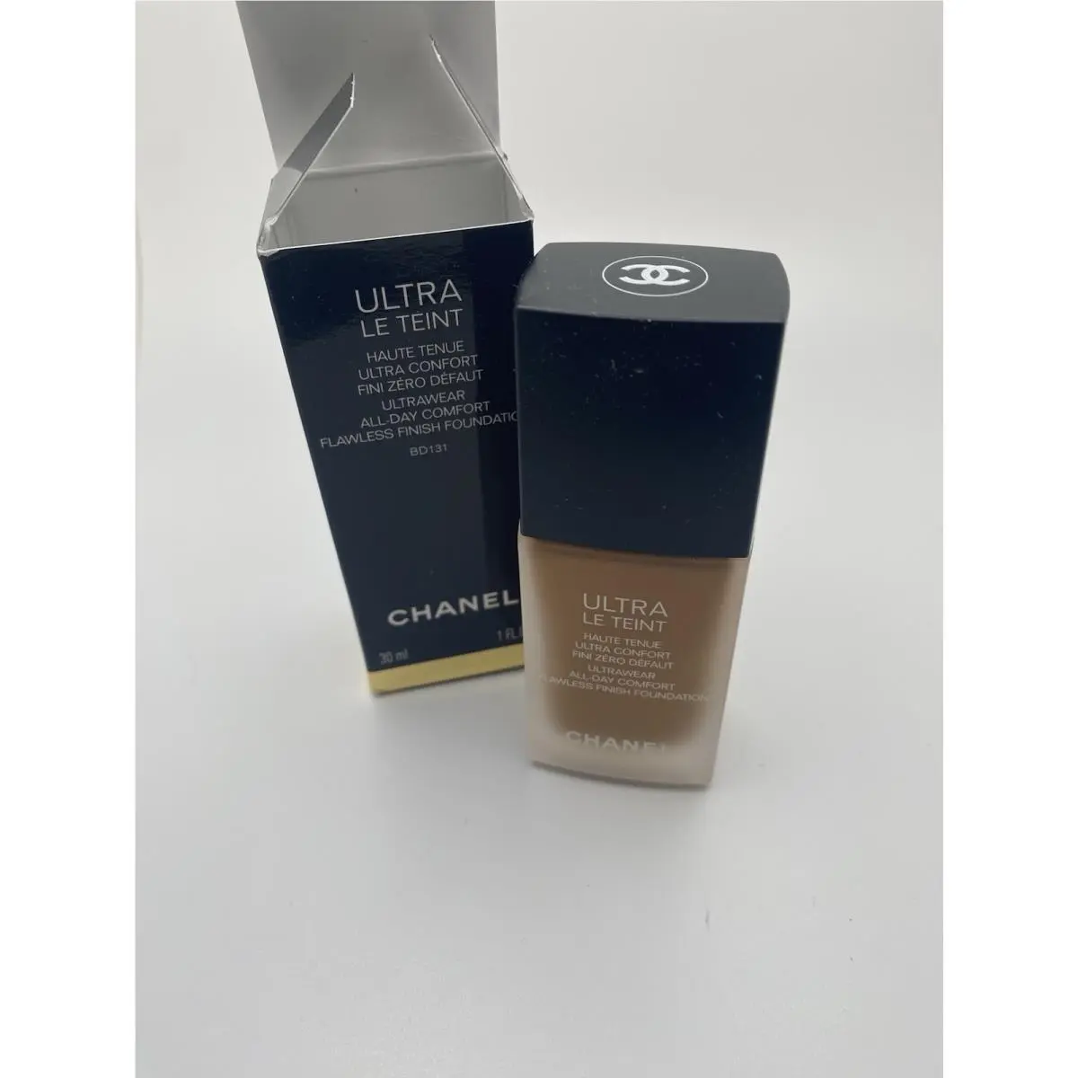 Chanel Ultra Le Teint All Day Comfort Flawless Finish Foundation - BD131- ￼