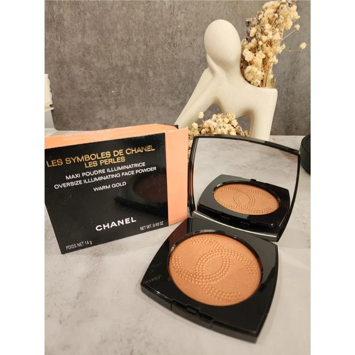 Chanel Les Symboles De Chanel Les Perles Illuminating Face Powder Warm Gold