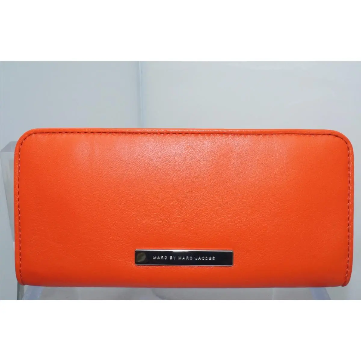 Marc By Marc Jacobs Women`s Wallet Too Hot To Handle Orange Zip CC Holder