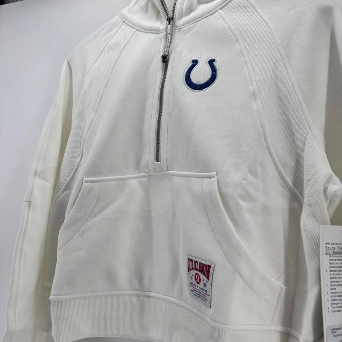 Lululemon clothing - White 2