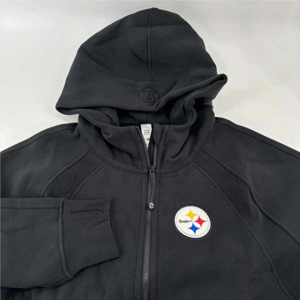 Lululemon clothing - Black 4