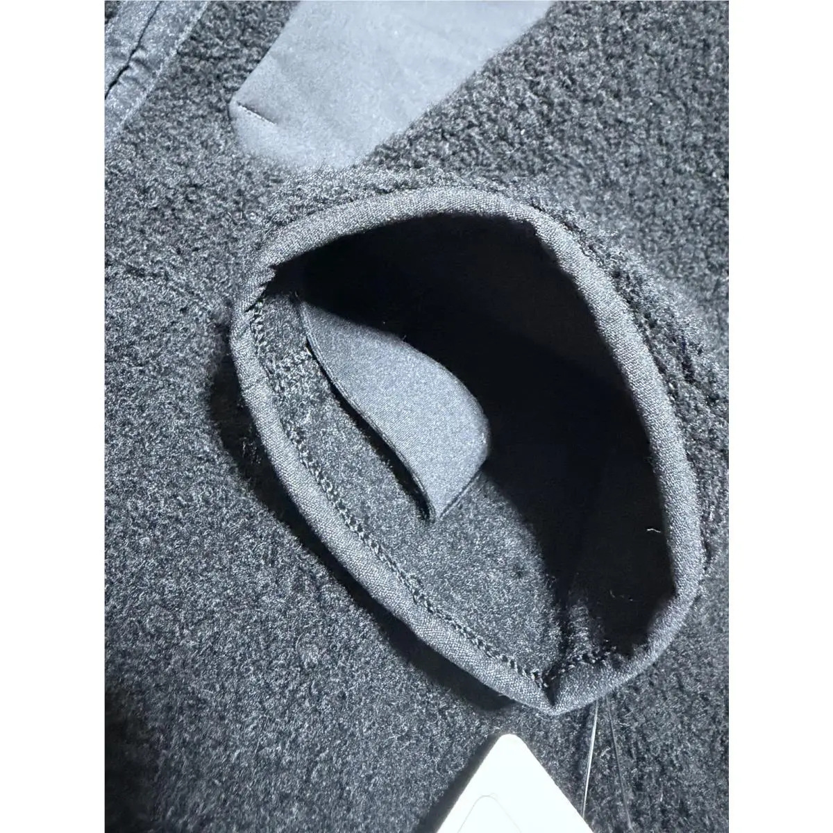 Lululemon clothing - Black 2