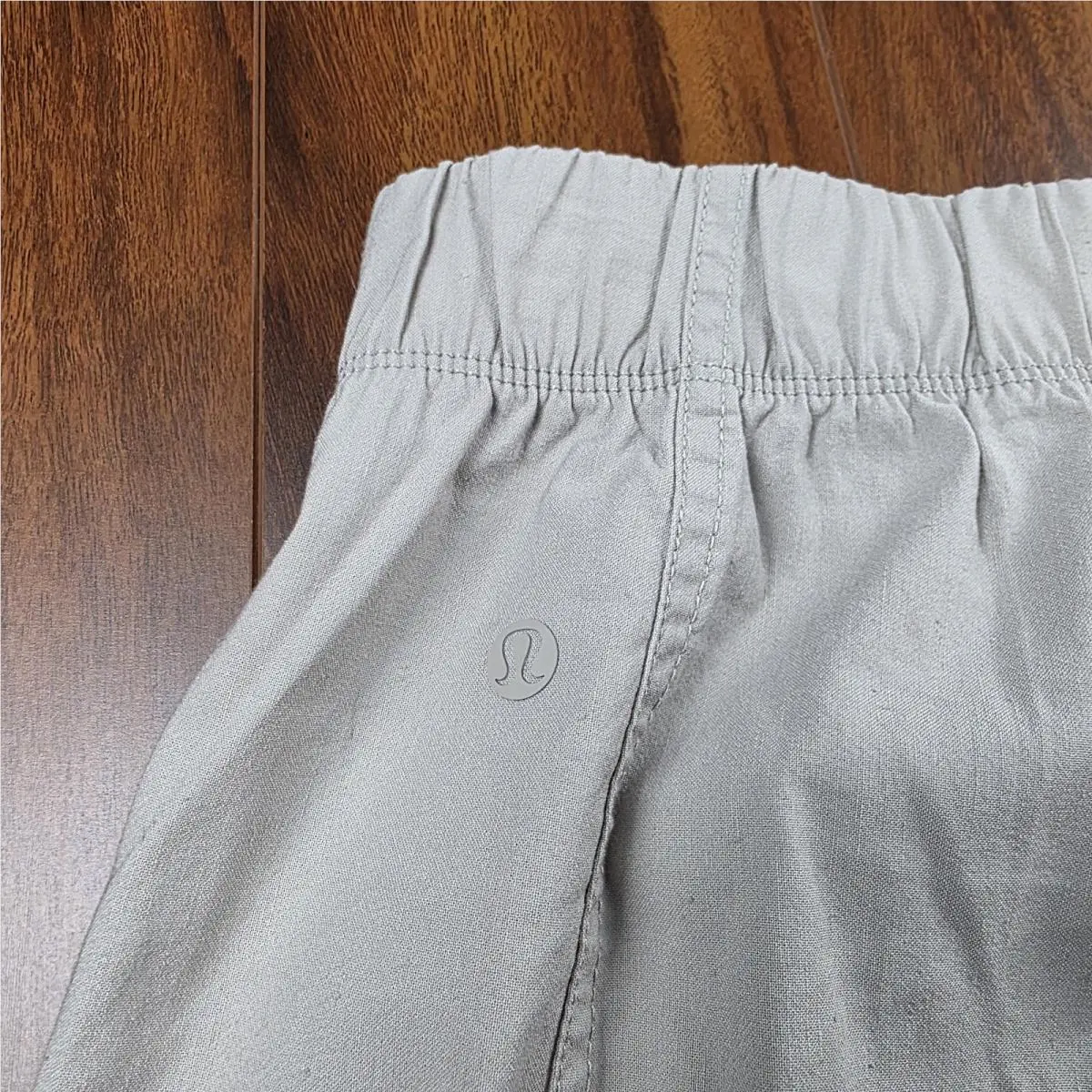 Lululemon clothing - tan 5
