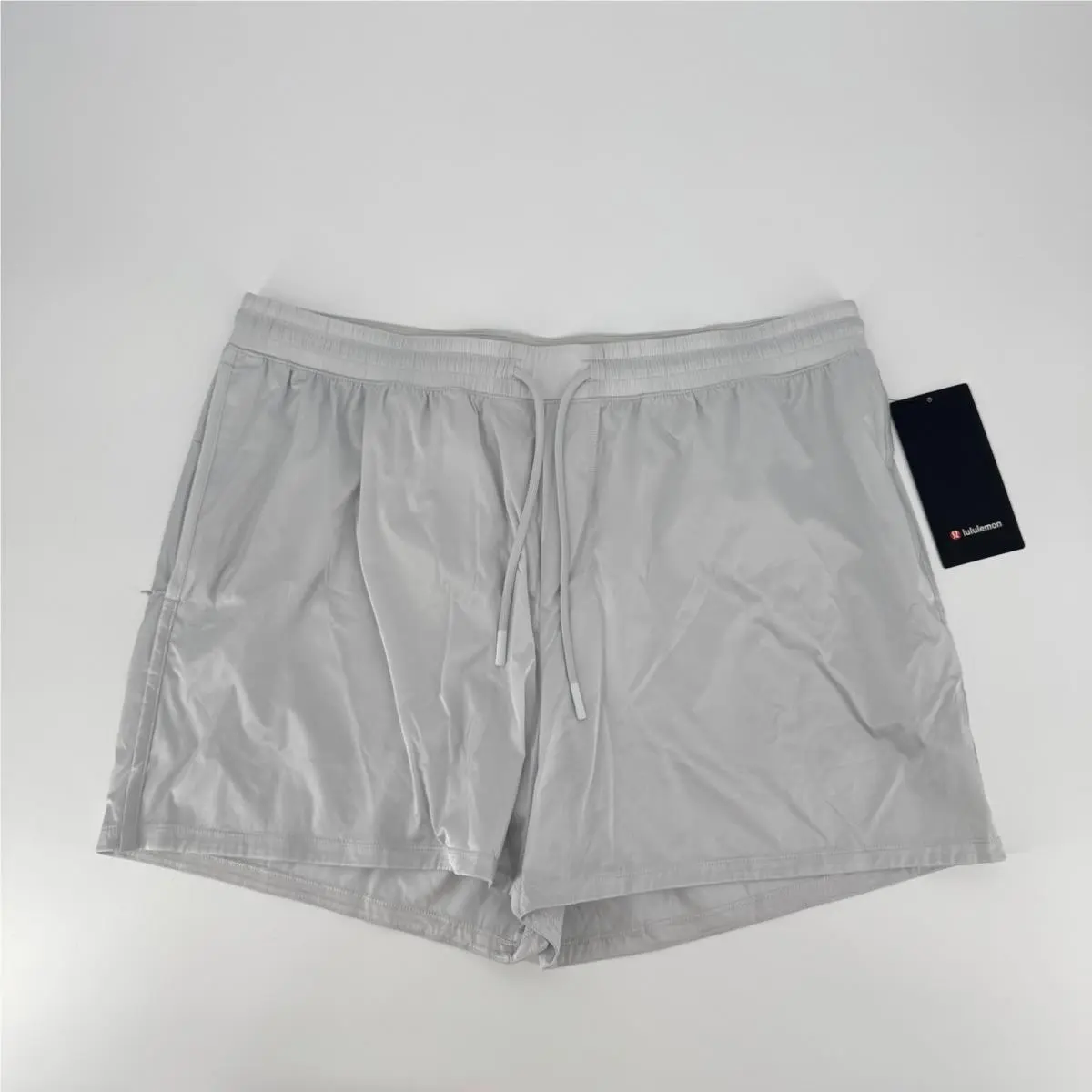 Lululemon Stretch Satin Nylon Short 5 Vapor Gray Mens Xxl LM7BLMS Vpor