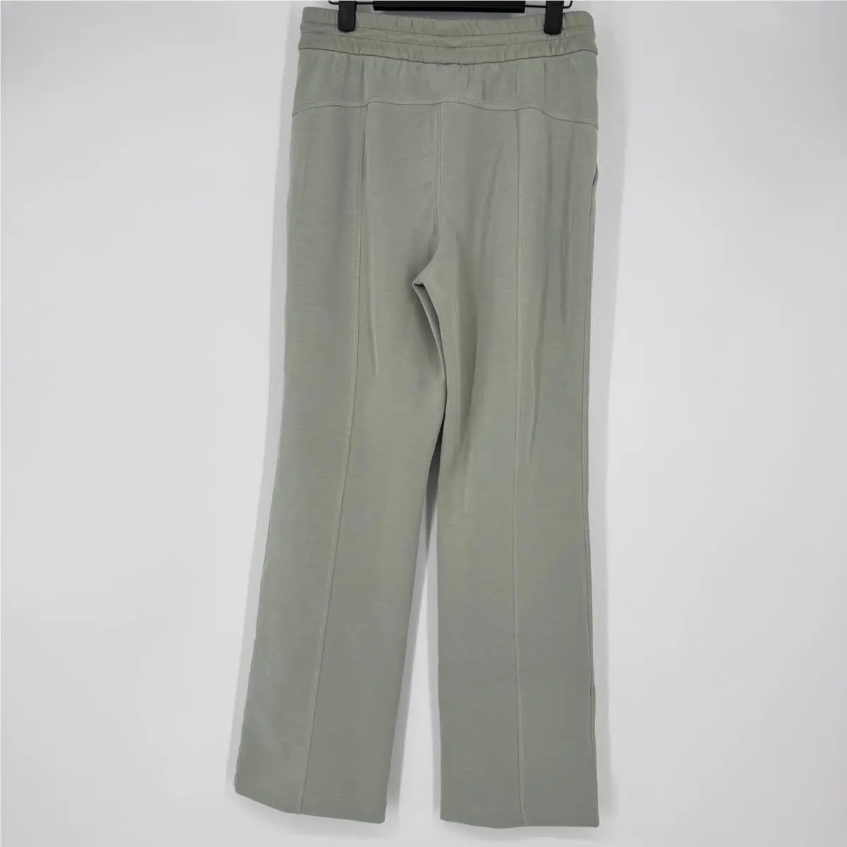 Lululemon clothing - Green 1