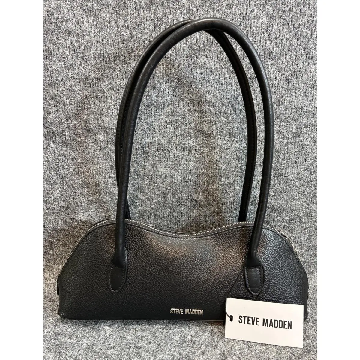 Black Pebbled Leather Shoulder Bag with Keychain Charm by Steve Madden