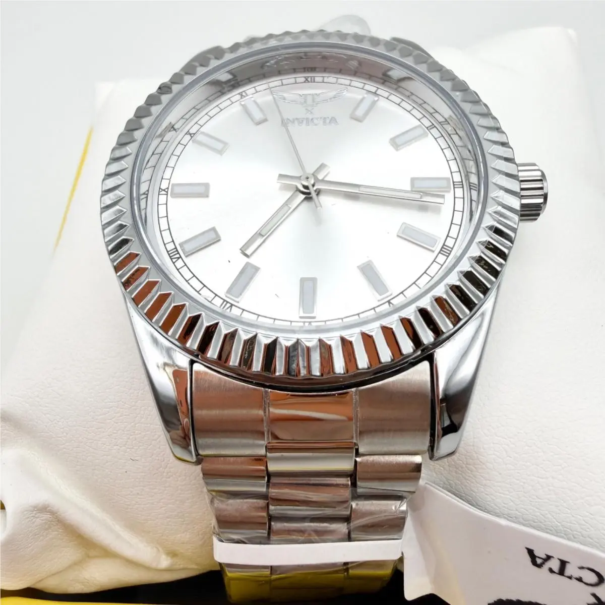 Men`s Invicta Silver Platinum Full Stainless Steel Fluted Oyster Watch 40mm