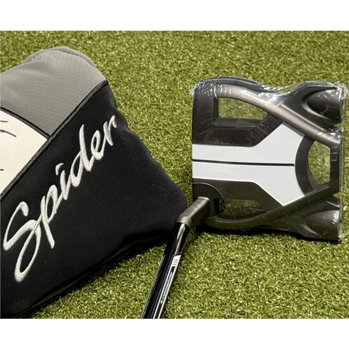 Taylormade Golf Spider Tour 3 Slant Neck Mallet Putter 34 w/ Headcover
