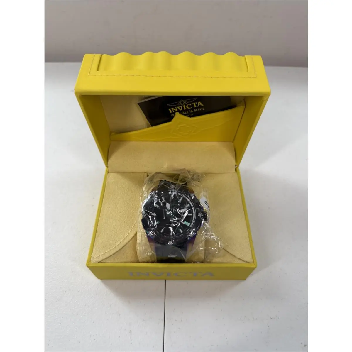Invicta Speciality 36700 Quartz 51Mm Iridescent Black Silicone Date Men`s Watch