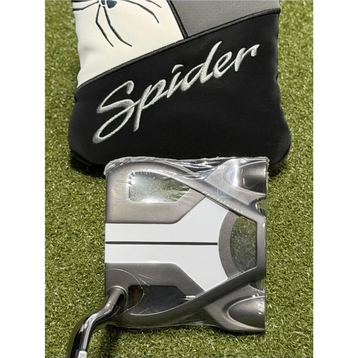 TaylorMade  - TaylorMade Spider Tour DB - Spider Tour - Gray 1