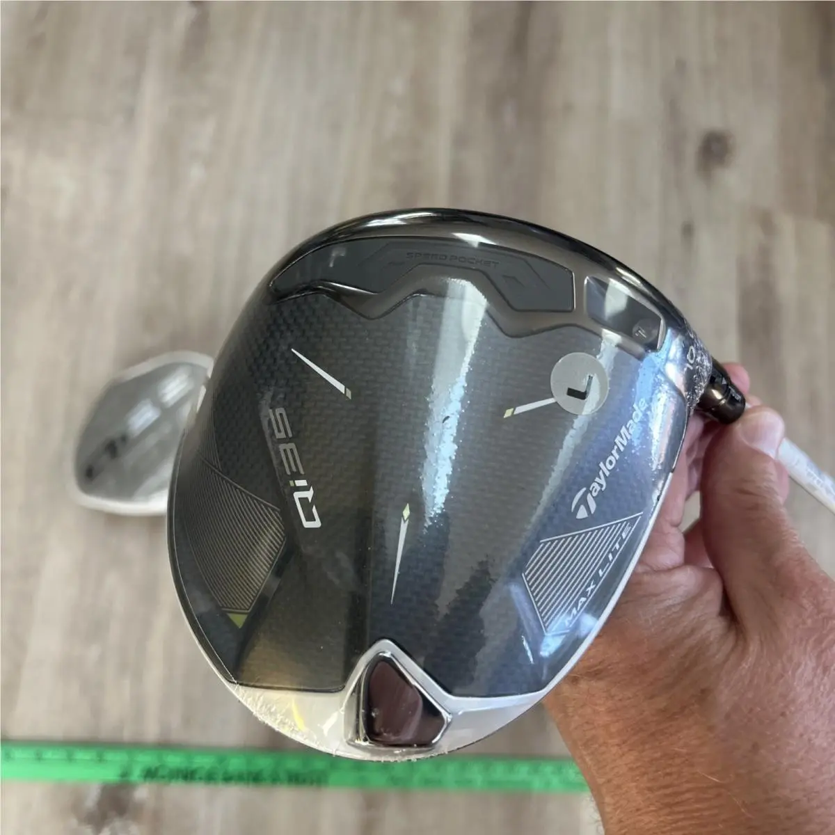 TaylorMade  - Qi35 Max Lite - Max Lite - M1456703 - Lie Angle: Silver (UPC: 0192371931134) 3