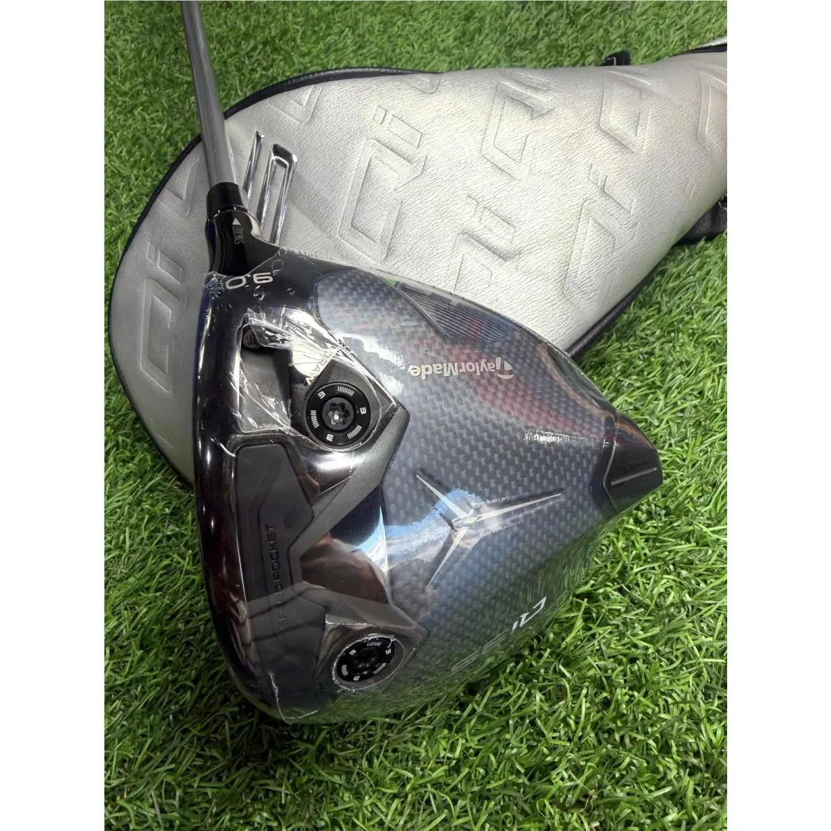 Taylormade - Qi35 LS - Driver 9.0 - Graphite - X Flex Extra Stiff - RH