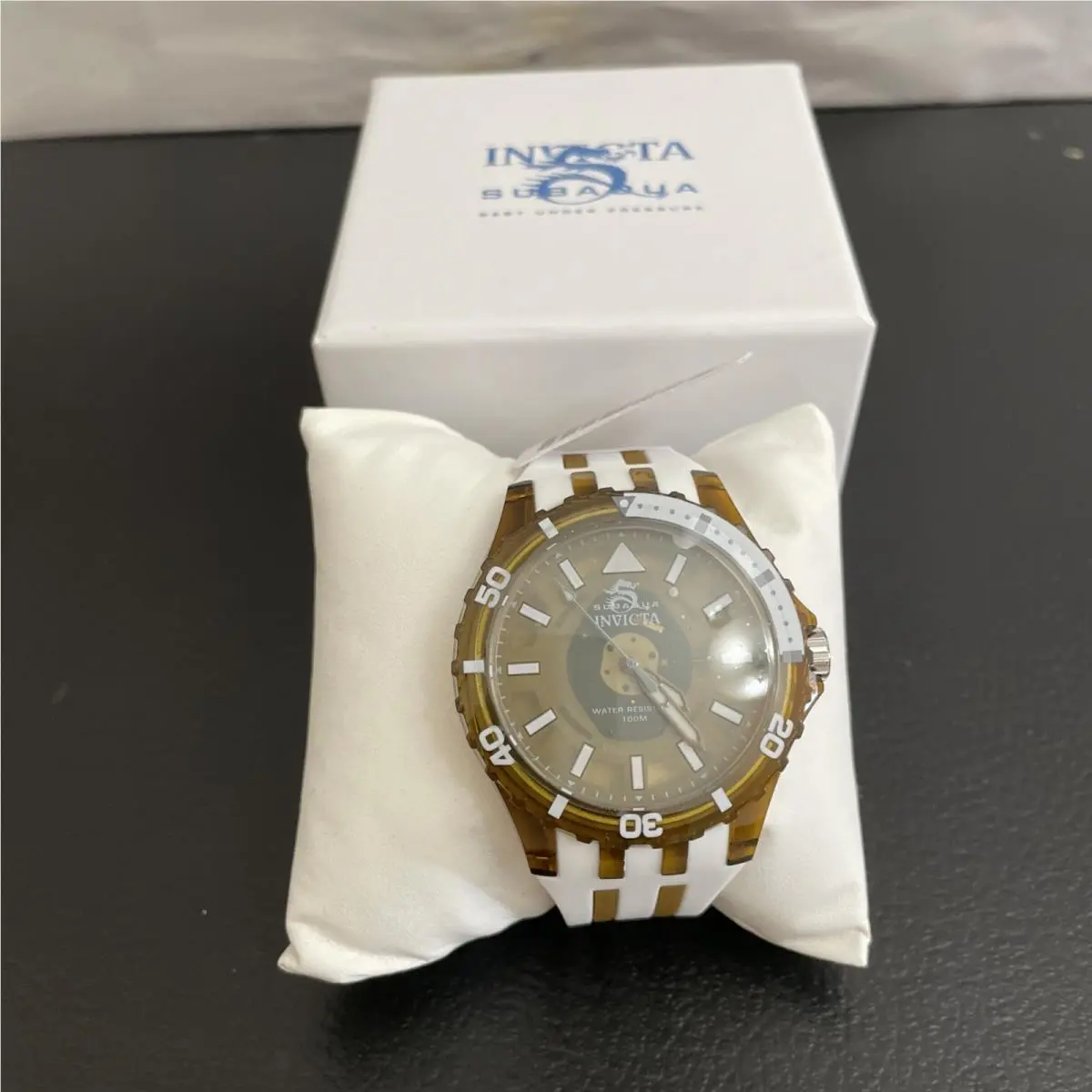Subaqua Quartz Analog 44mm 100m White/brown Silicone Strap Box by Invicta