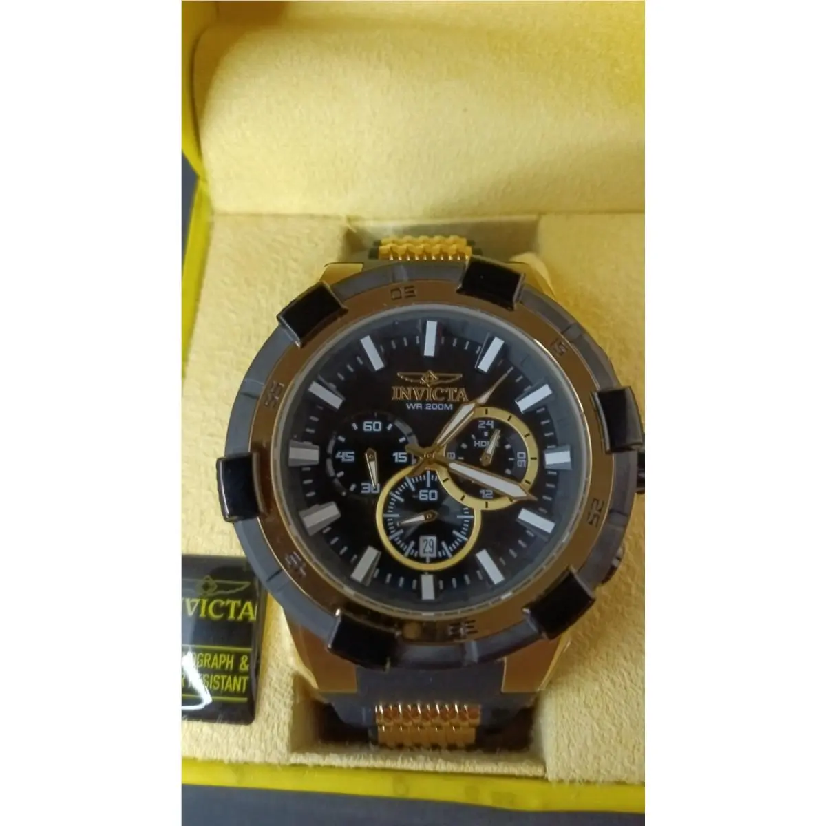 Invicta Aviator Men`s Watch - 51.5mm Gold Black 23693 Rare