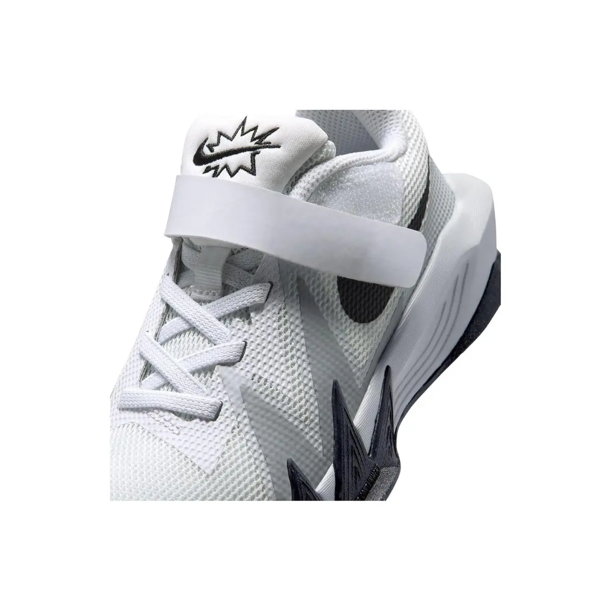 Nike shoes - Black/Black/Dark Smoke Grey 32