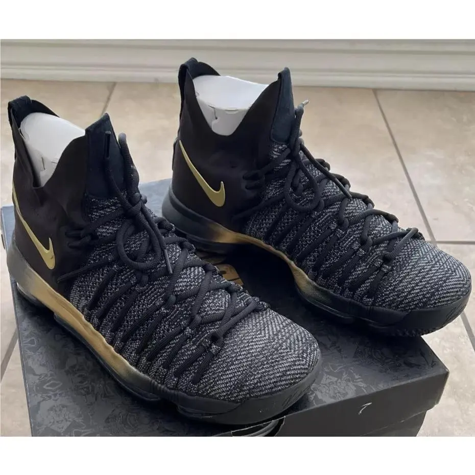 Nike shoes - Black 2