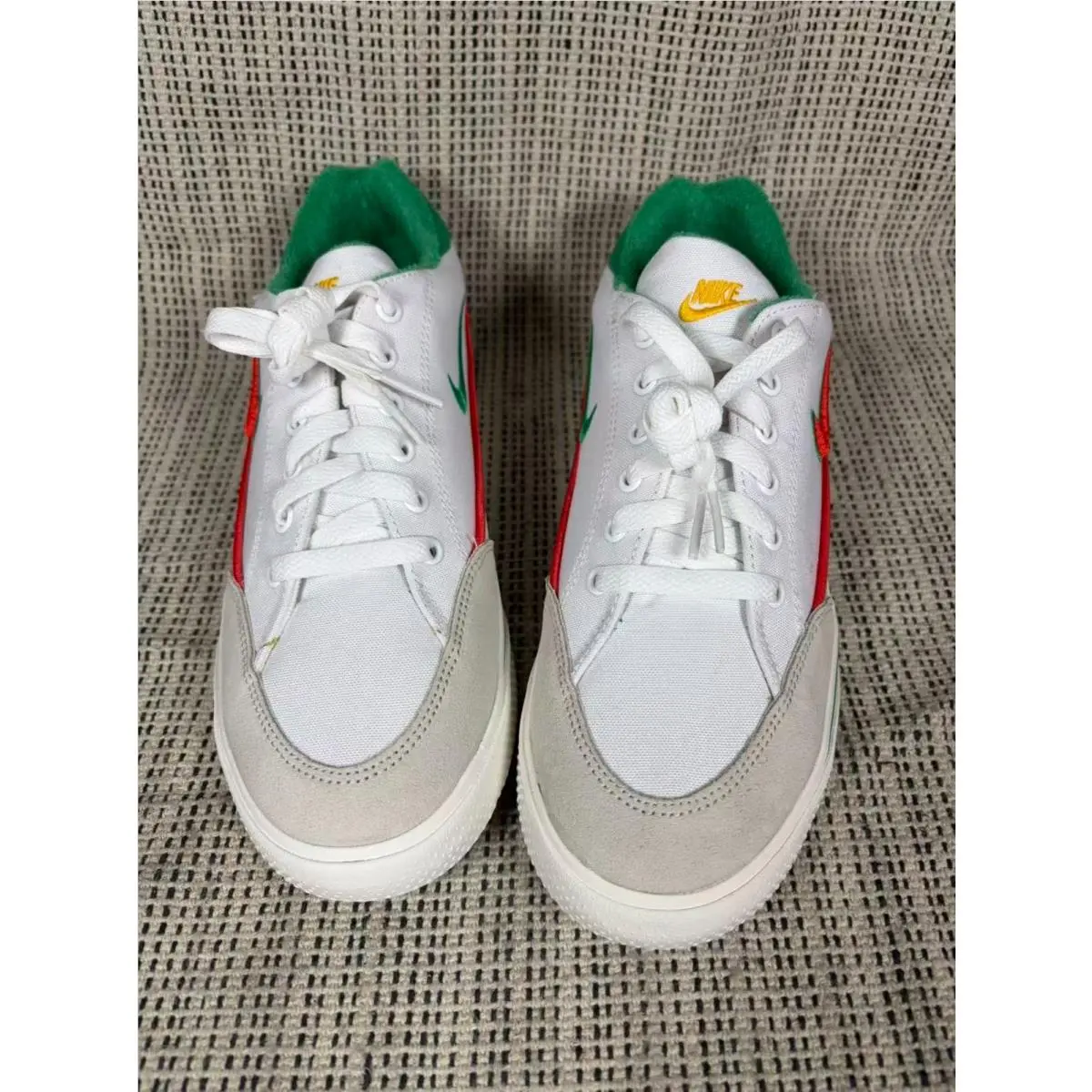 Nike shoes - White 10