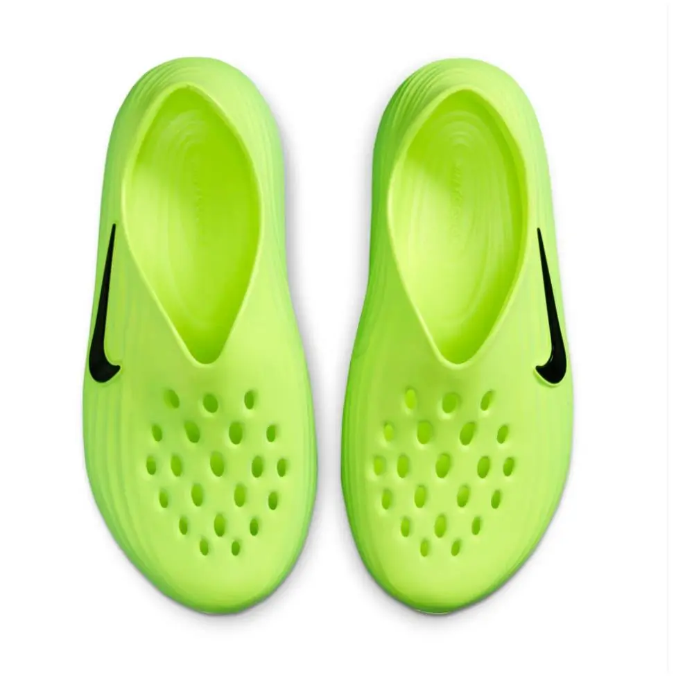 Nike shoes - Striking Green 2