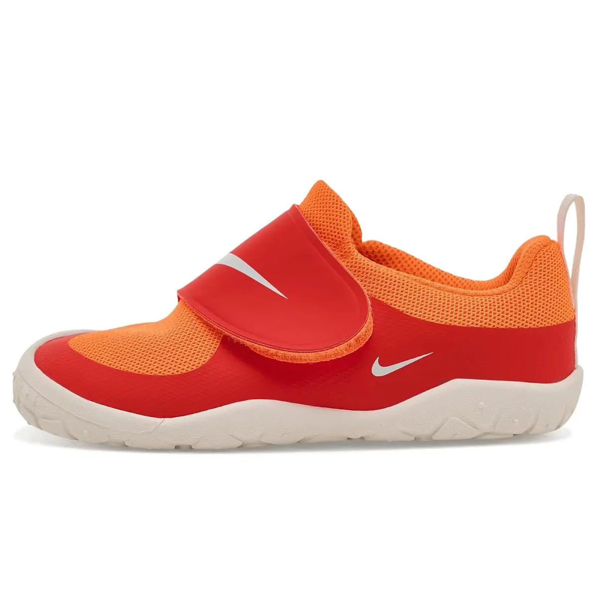 Nike shoes - Picante Red/Sail/Total Orange 9
