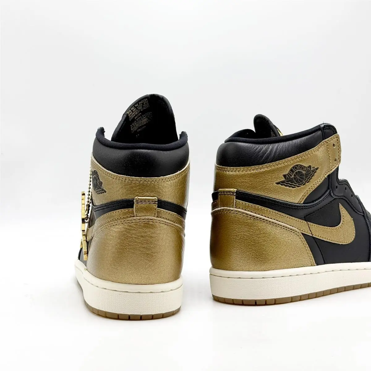 Nike shoes - Air Jordan 1 - Air - DZ5485 071 - Black 2