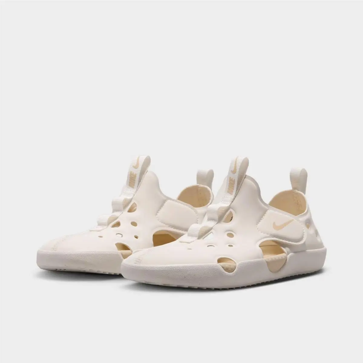 Nike shoes - HF6277 101 - Sail/Sanddrift 1