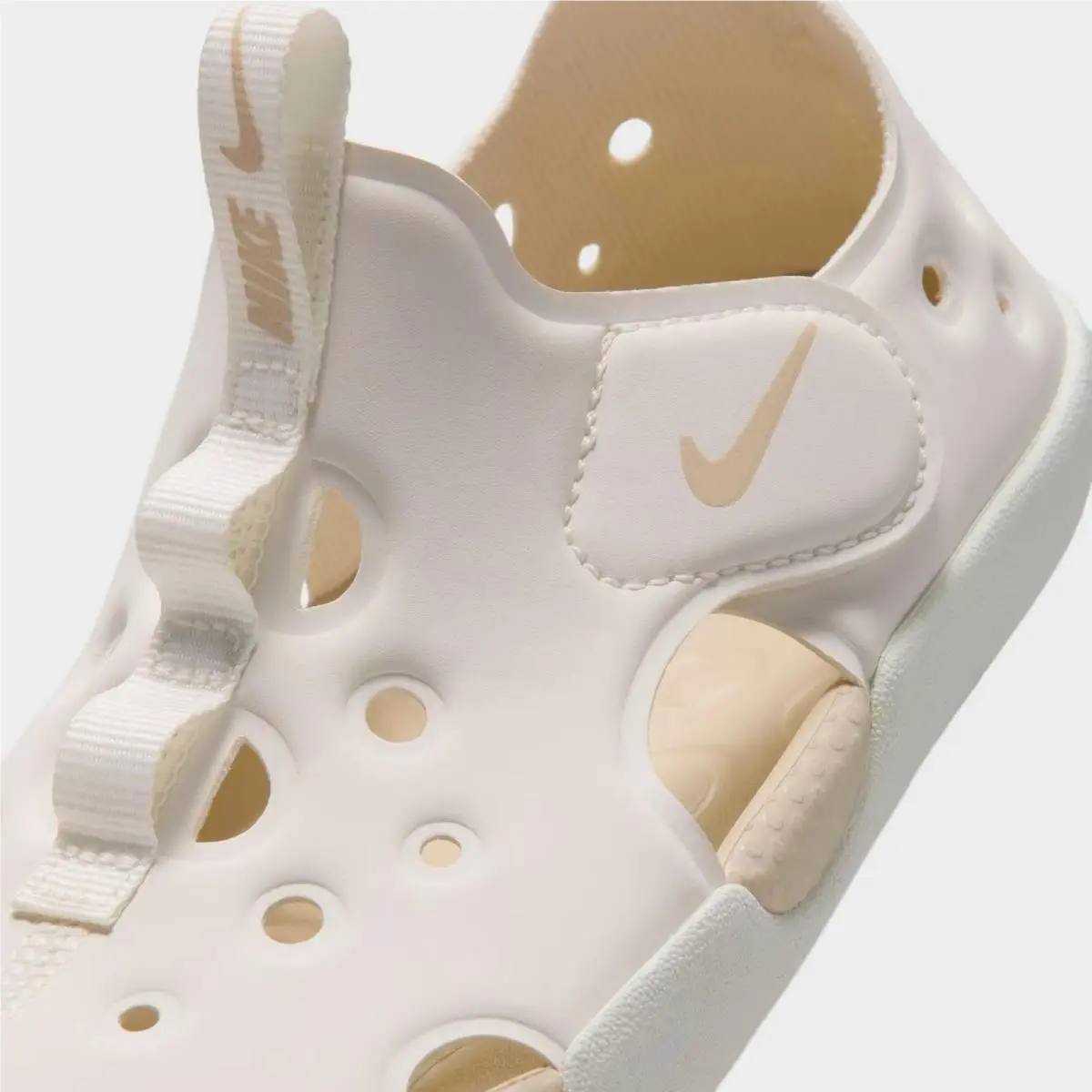 Nike shoes - HF6277 101 - Sail/Sanddrift 4