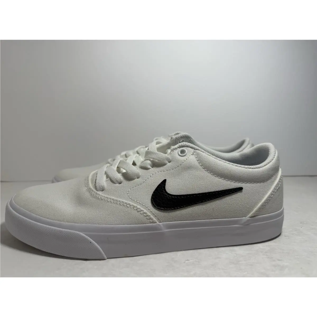Nike shoes - Nike Charge - Charge - IM4398-001 - Colorway 0