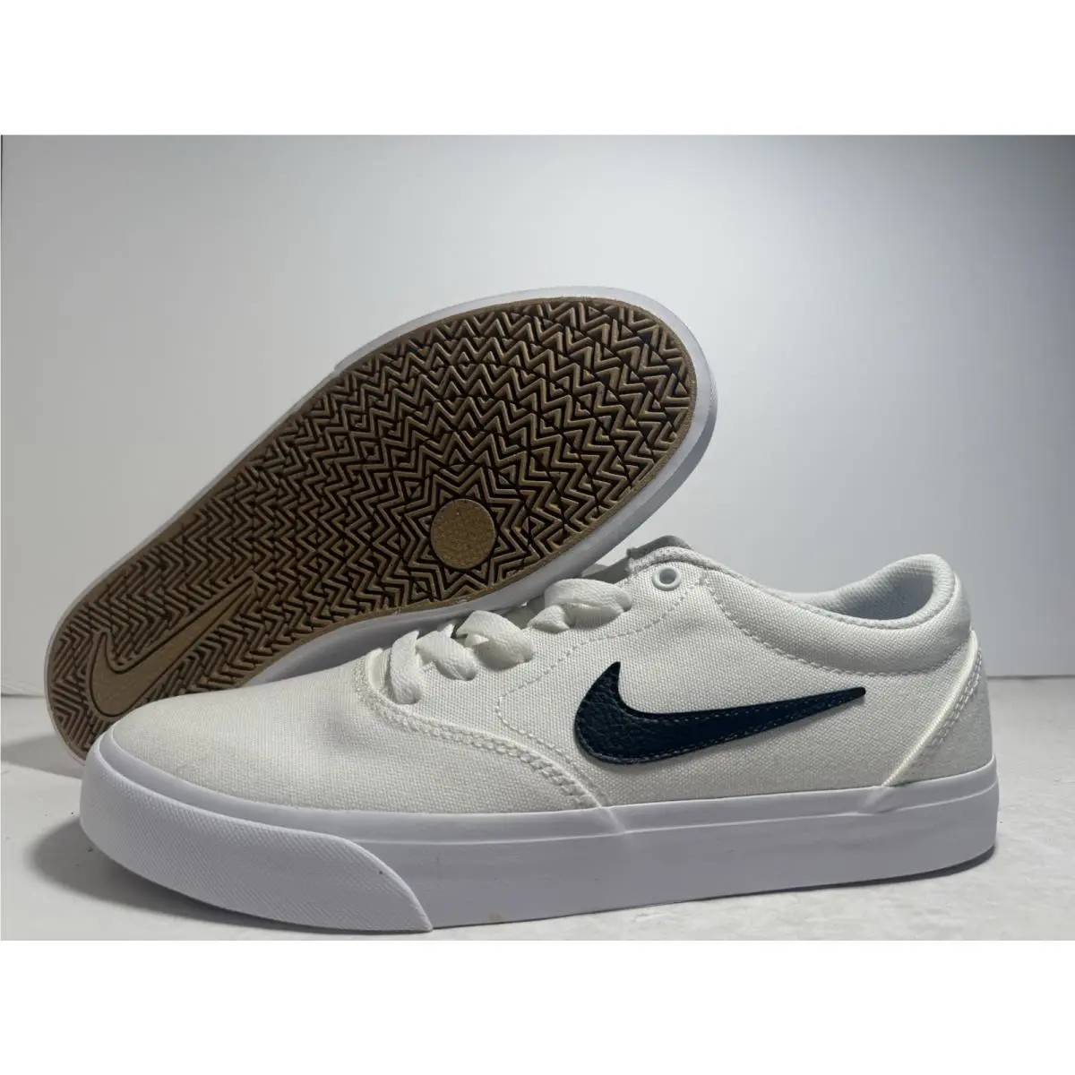 Nike shoes - Nike Charge - Charge - IM4398-001 - Colorway 4