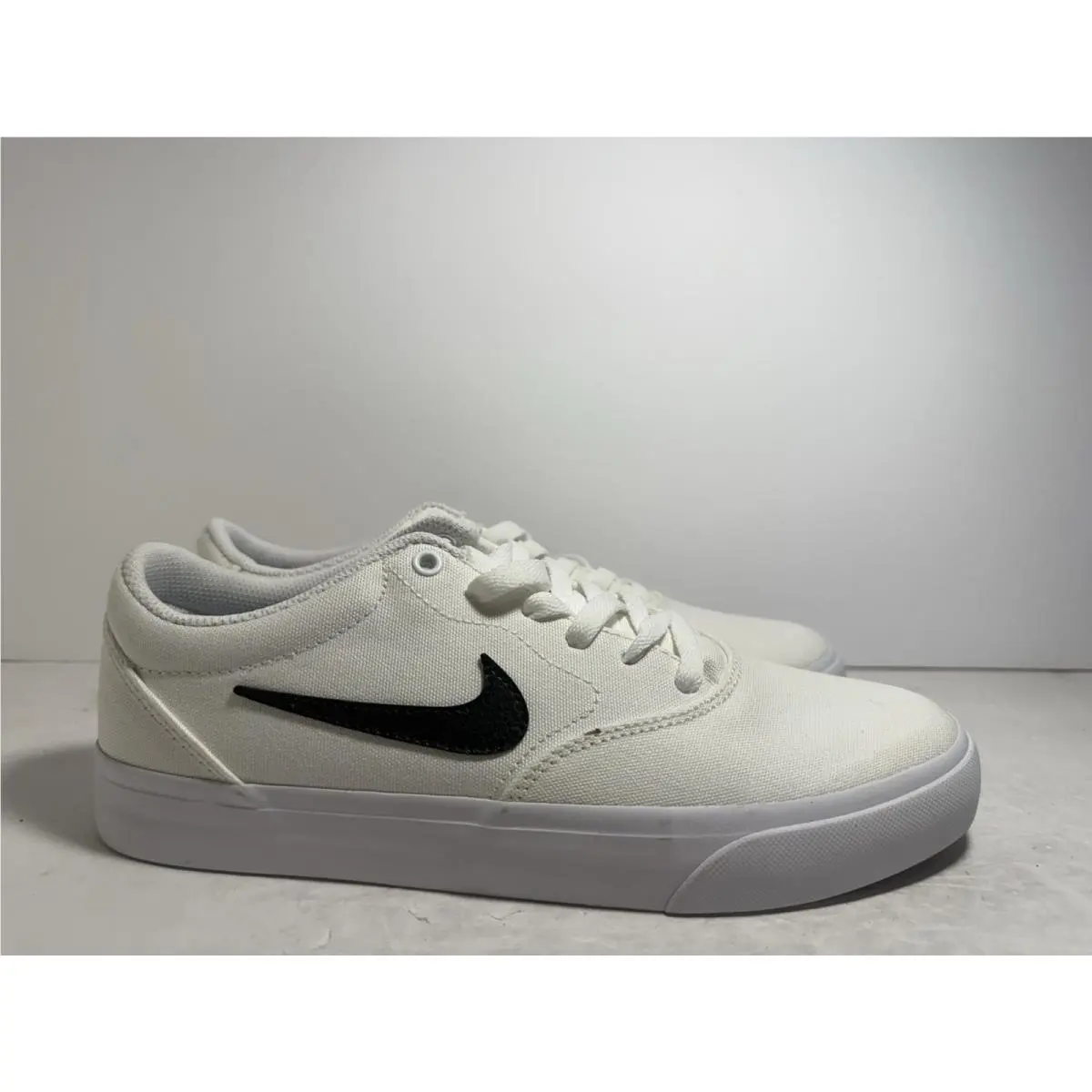 Nike shoes - Nike Charge - Charge - IM4398-001 - Colorway 2